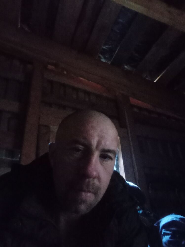  46984380  , 43 ,    