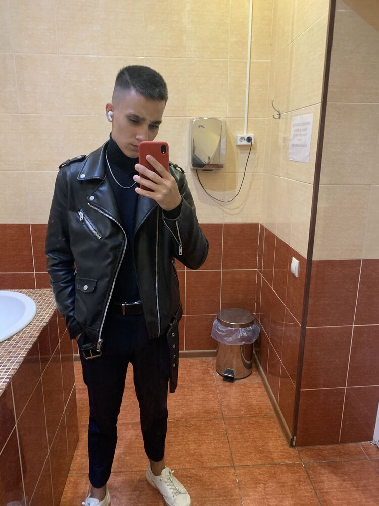  29787650  , 22 ,    -