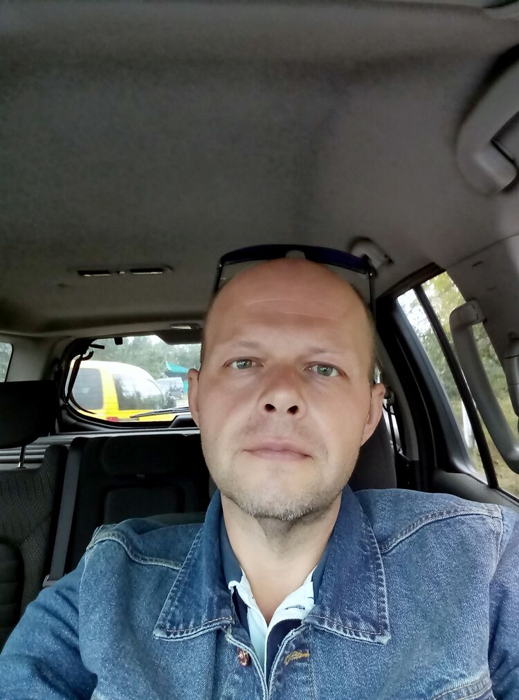  43084280  , 46 ,    