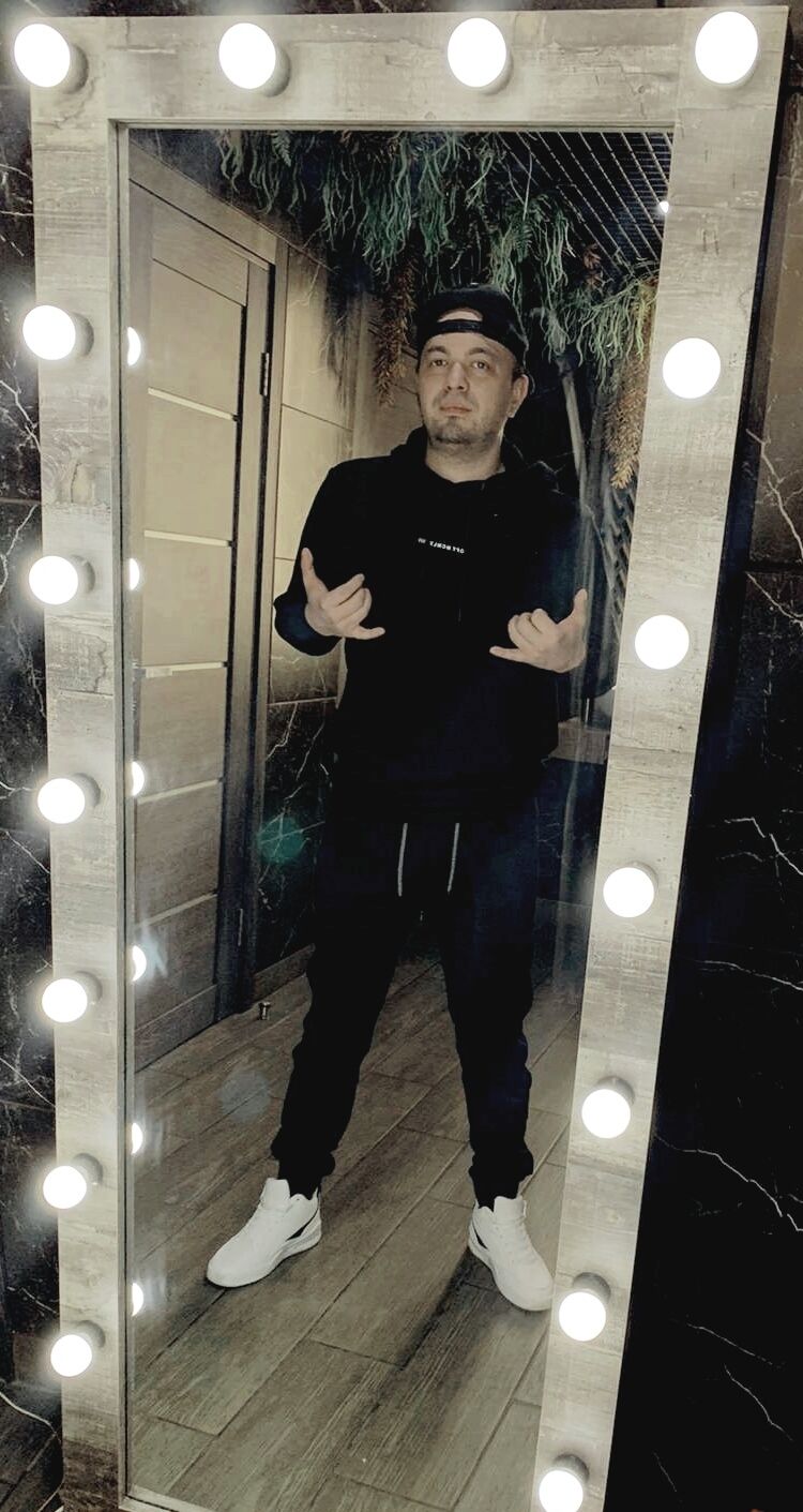  ,   Dima, 35 ,   ,   