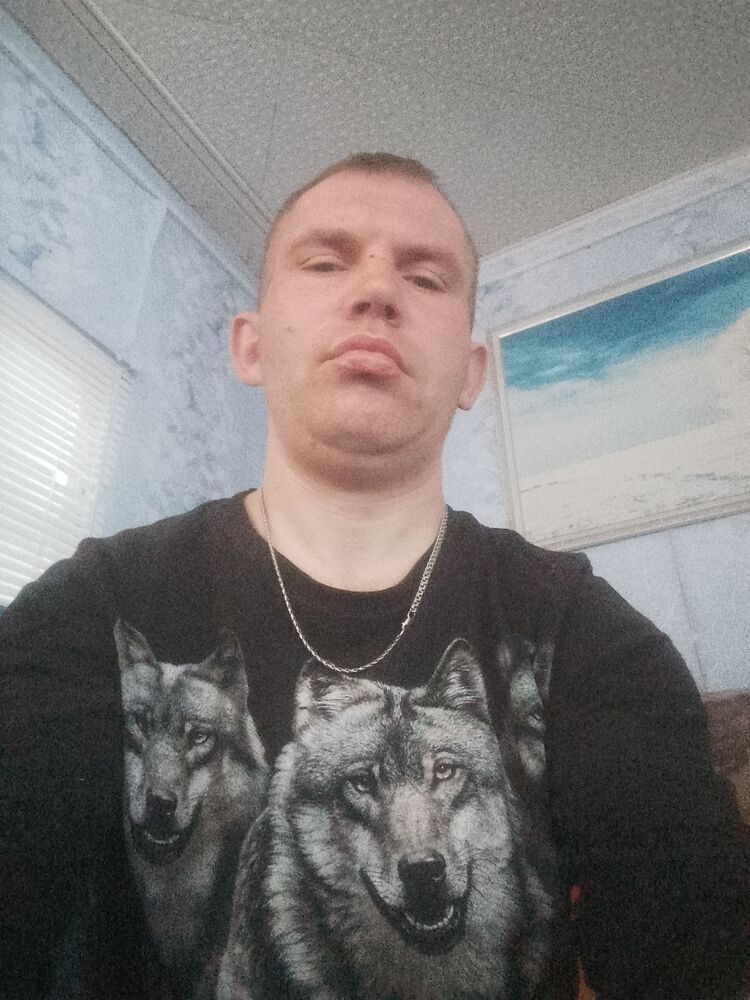  49383140  Volk, 39 ,    