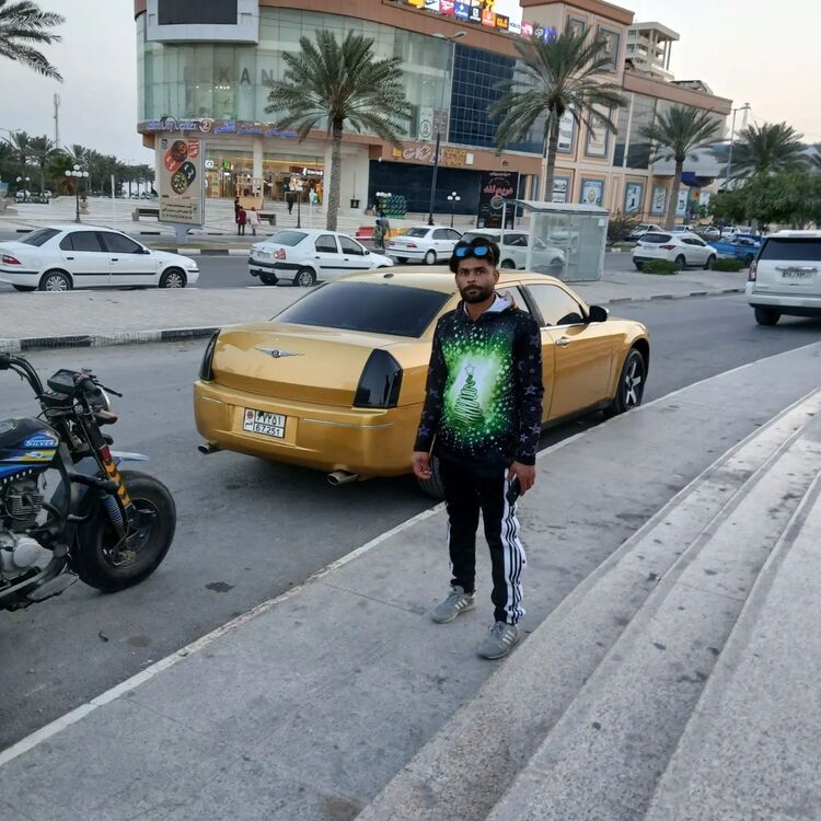  ,   Ali, 25 ,   ,   