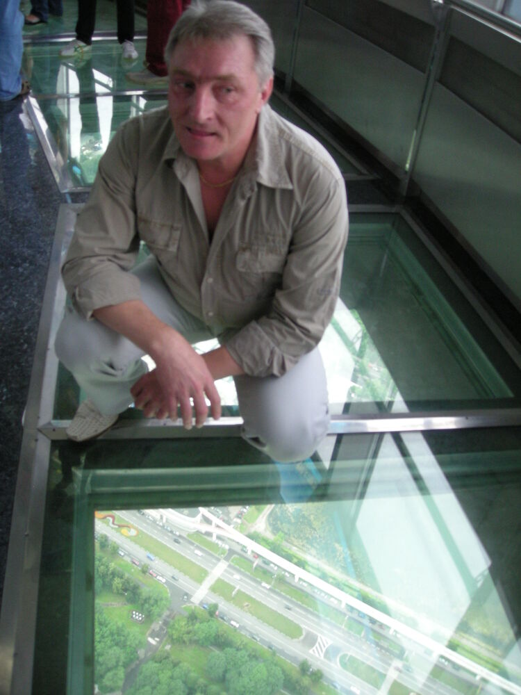  23086930  Sergey, 61 ,    