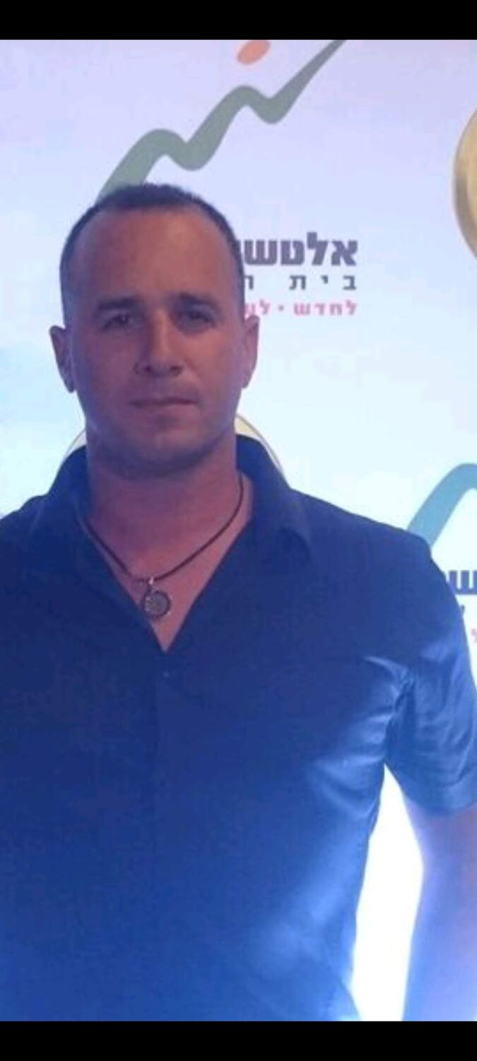  24029740  Shai, 50 ,    Tel Aviv-Yafo