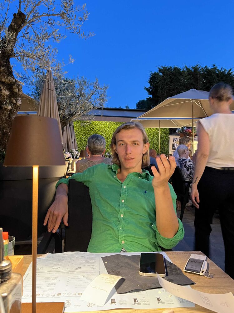  ,   Andrey, 27 ,   ,   