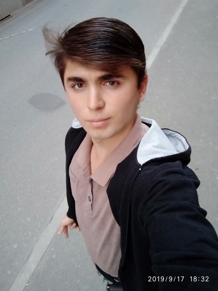  18686540  , 31 ,    