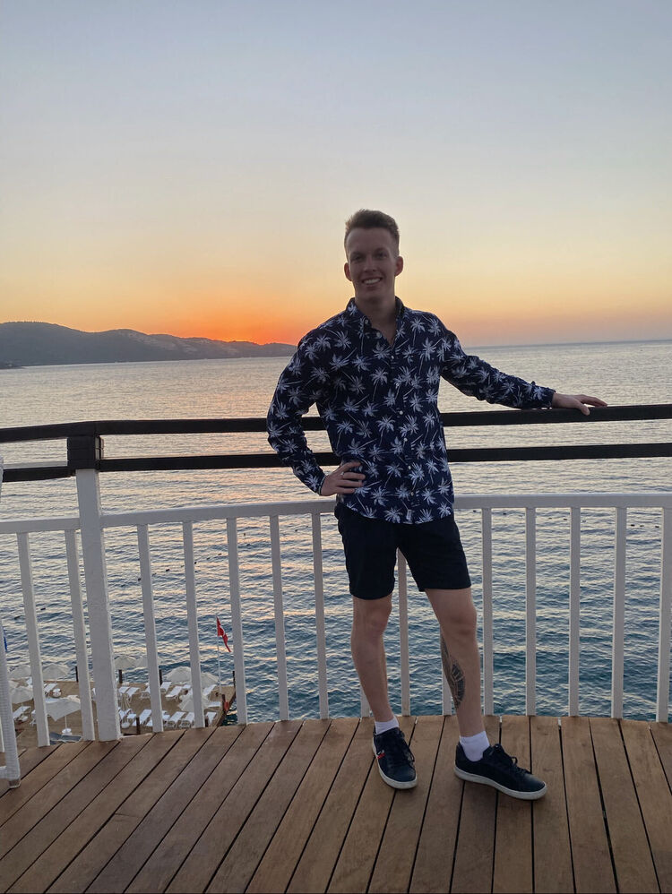  32846660  , 24 ,    -