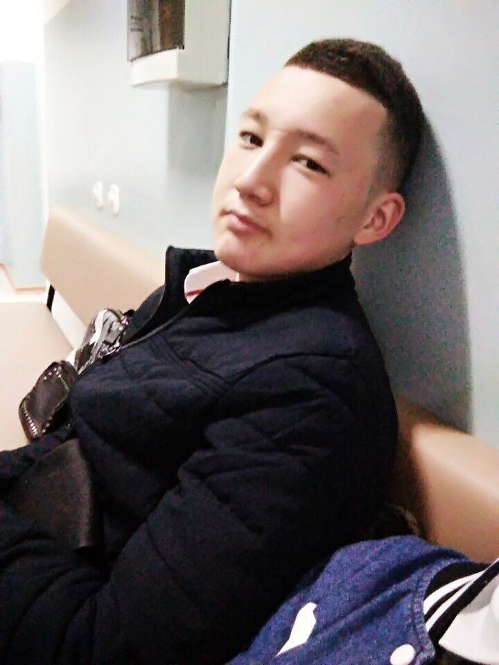  ,   Taha, 32 ,   