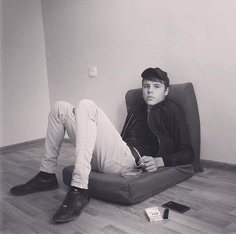  ,   Bagrat, 28 ,   