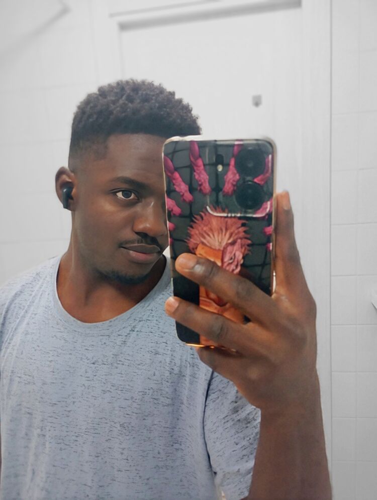 ���� 47934490 ����� Gilles, 22 ����, ���� ���������� � ������