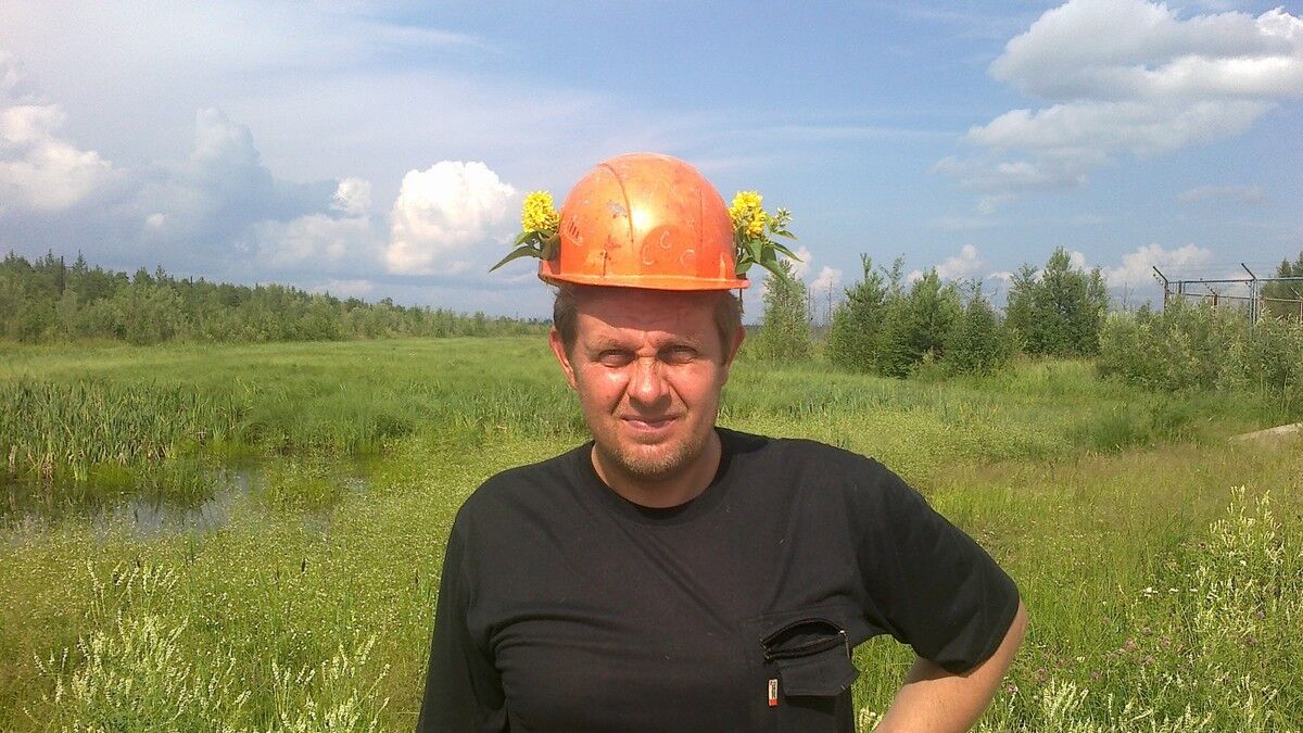  8097100  Oleg, 47 ,    