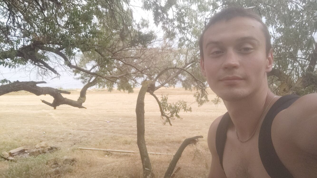  43909770  Alexey, 29 ,    