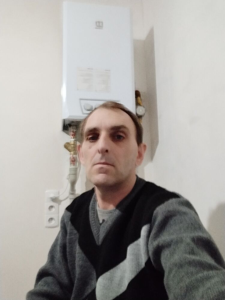  ,   Aleks, 47 ,   ,   , c , 