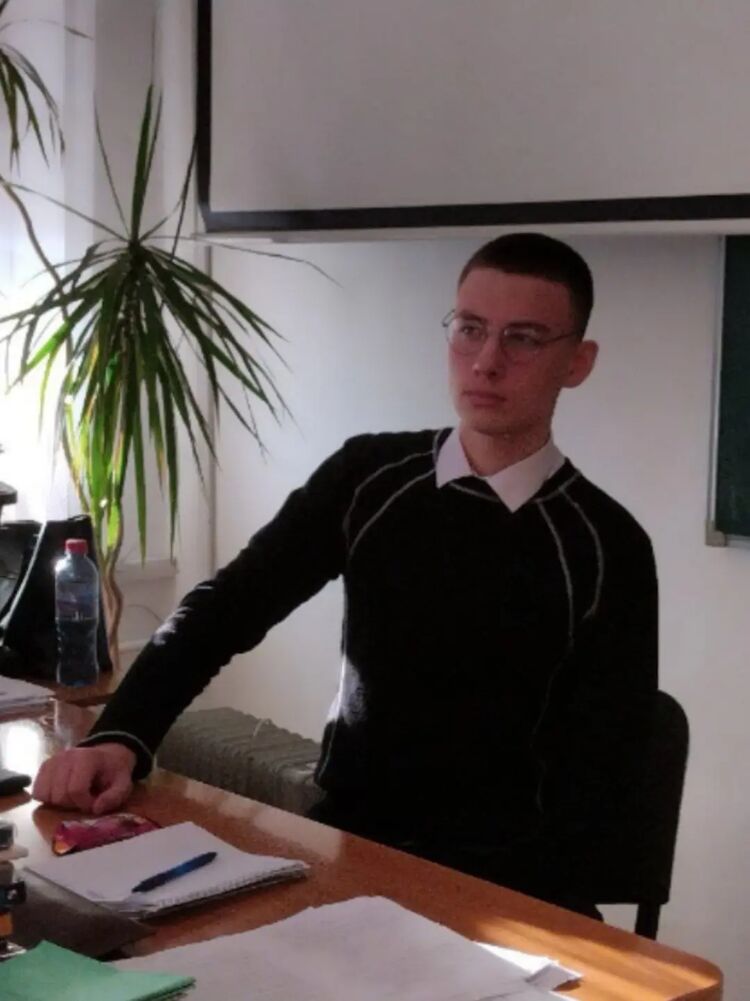 ���� 44336730 ����� ����, 19 ���, ���� ���������� � ������������