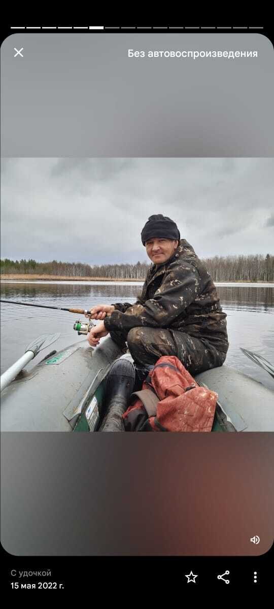  51165830  Andrej, 43 ,    