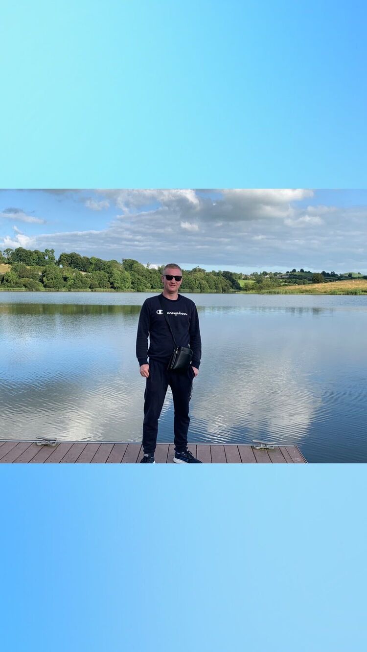  26701990  Andrew, 37 ,    