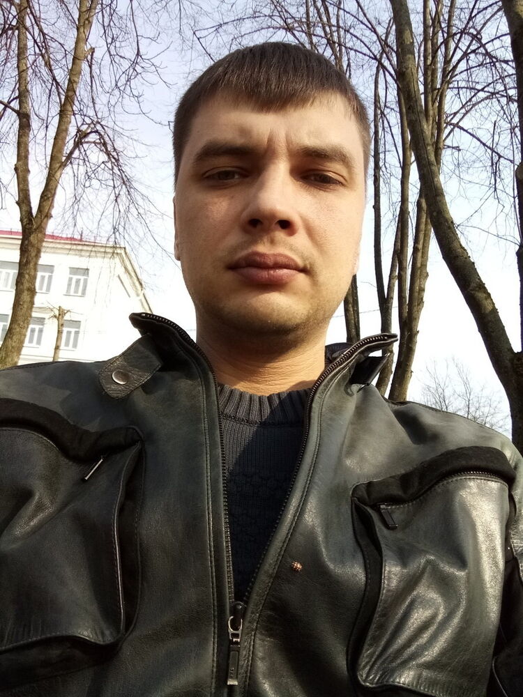  9580320  Denis, 39 ,    
