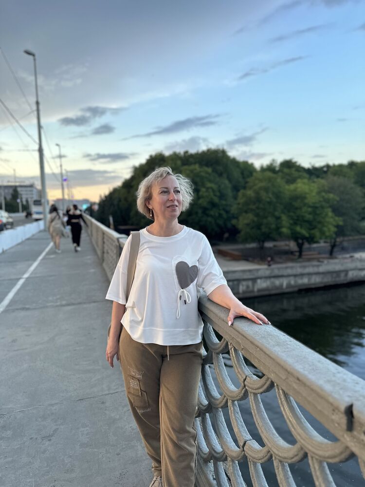  -,   , 49 ,     , c 