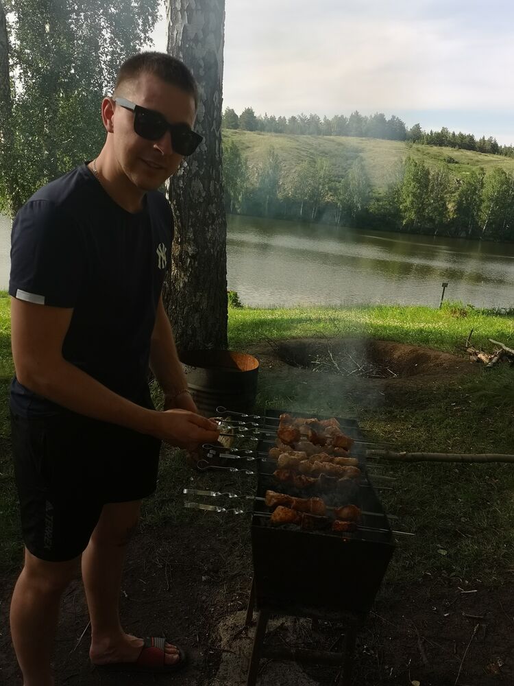  ,   Vlad, 28 ,   ,   