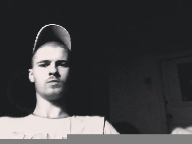  11422210  Danil, 27 ,    