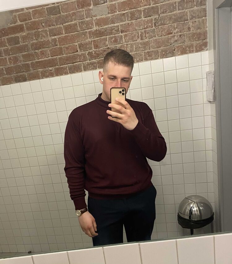  31758190  , 27 ,    