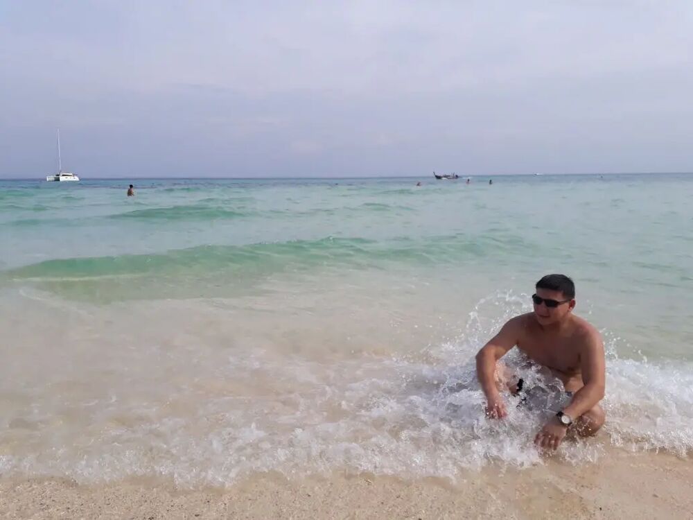  ,   Arman, 38 ,   ,   , c , 