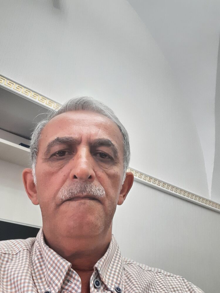  36079400  Vasif, 59 ,    
