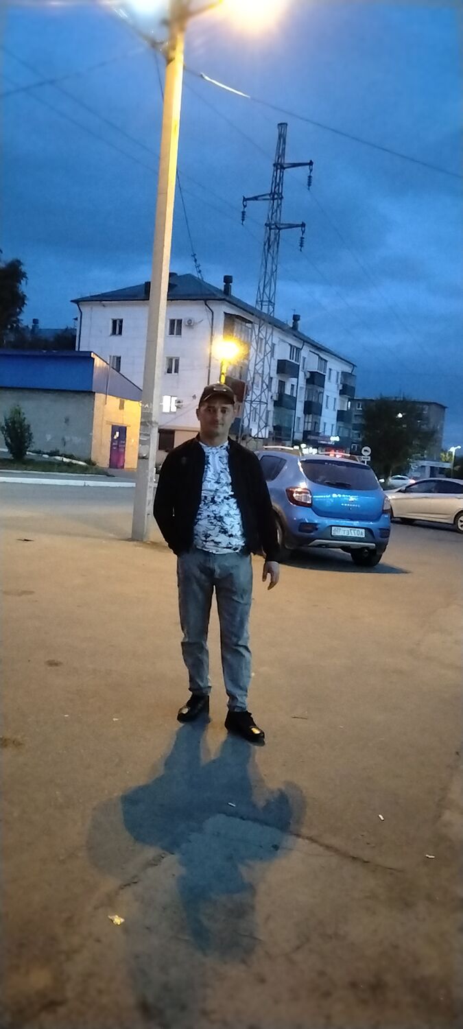  46044820  POLTAT, 36 ,    