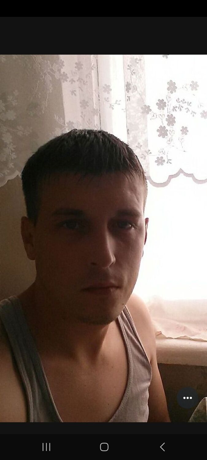  40825670  Radik, 38 ,    