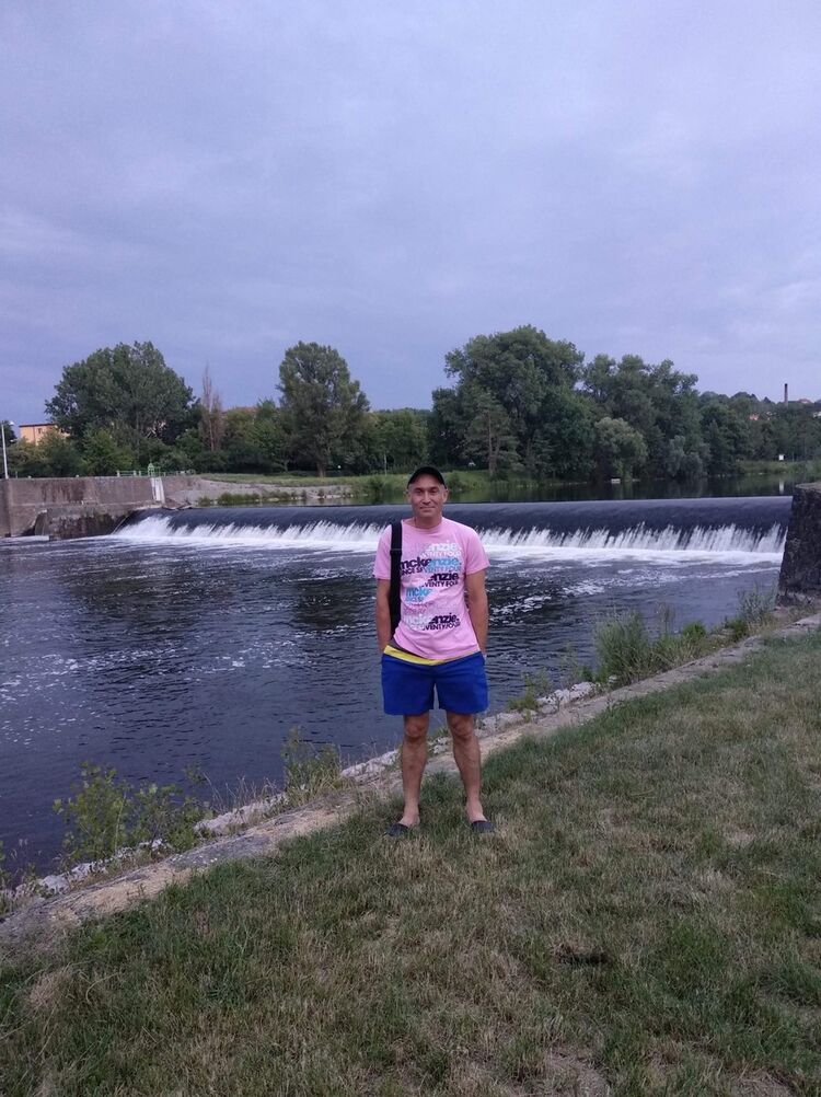  ,   Sasha, 52 ,   ,   , c 