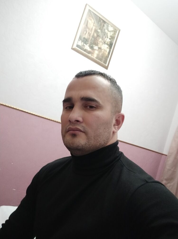  22354260  , 37 ,    -