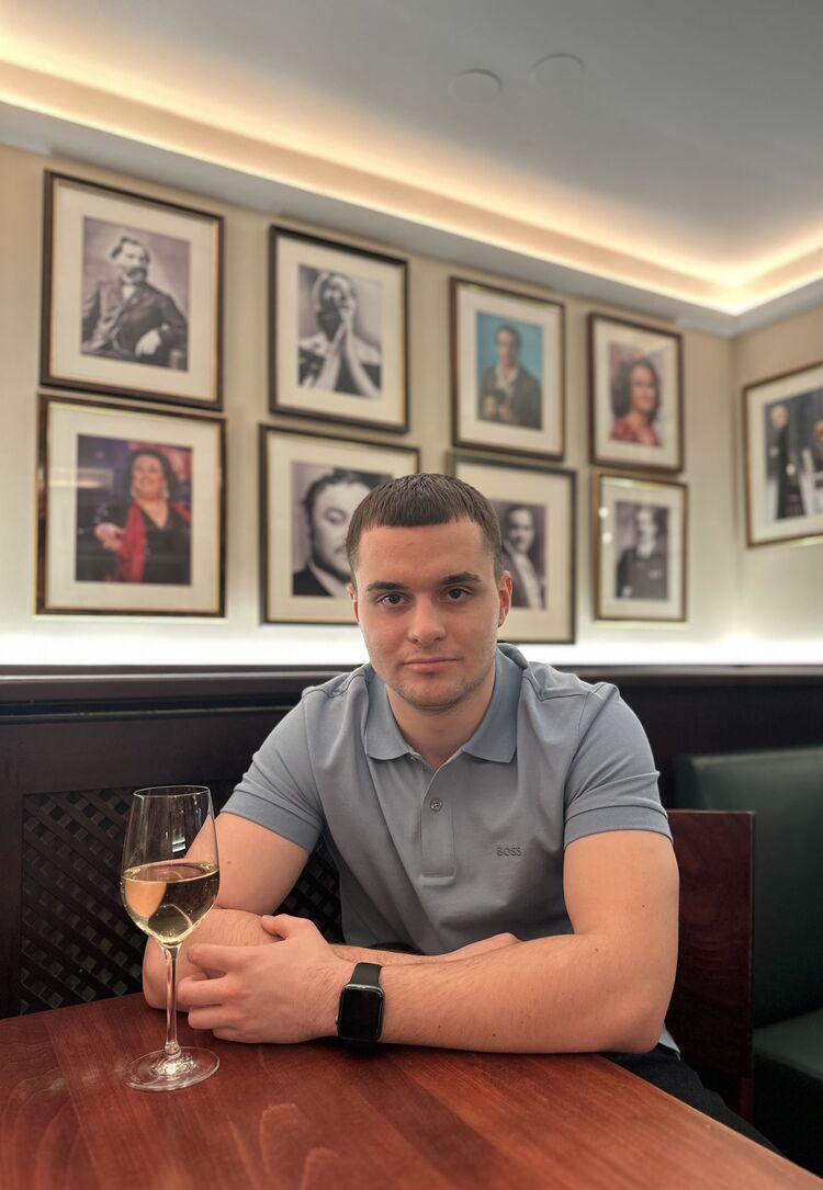 ���� 56259810 ����� Artem, 24 ����, ���� ���������� � Dedinka Pri Dunaji