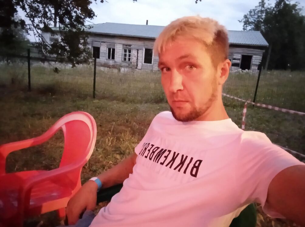  49453720  , 34 ,    
