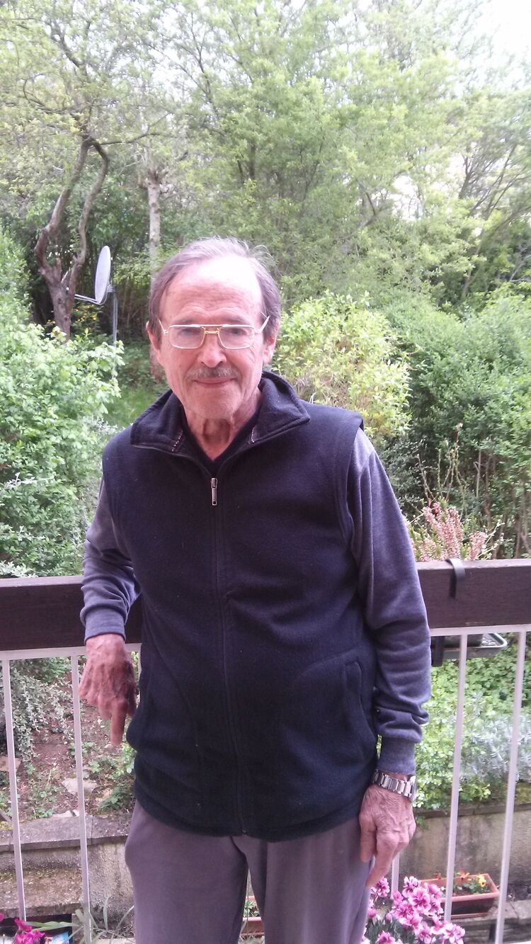  32771420  Vlad, 73 ,    -