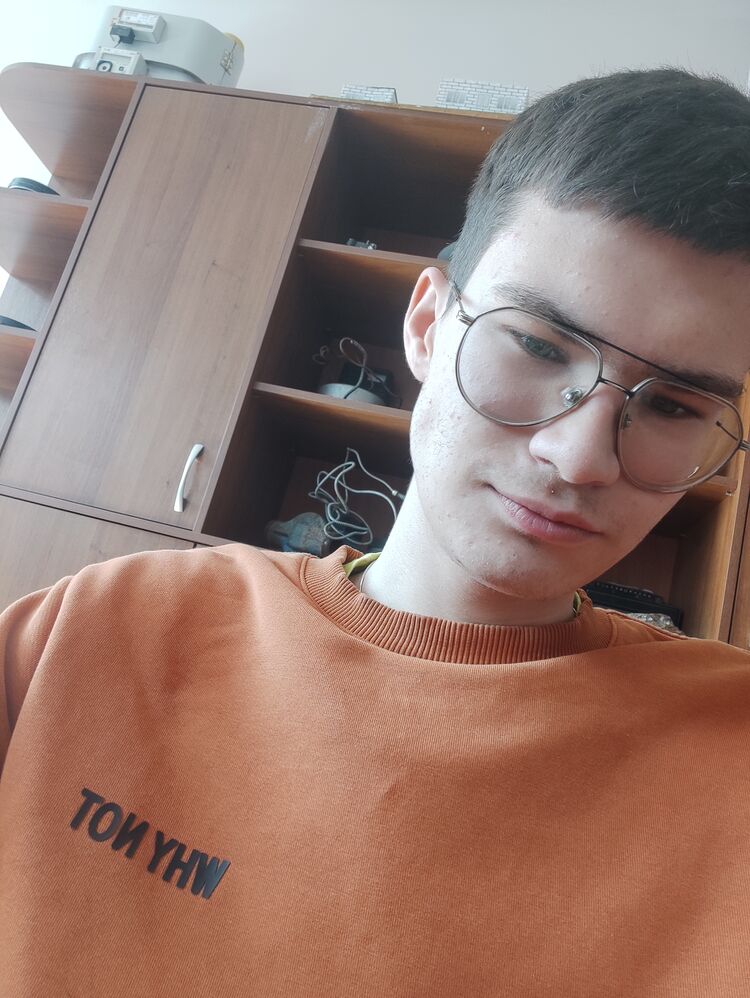  34363370  , 21 ,    