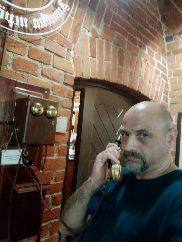  44666180  Aleksandr, 48 ,    