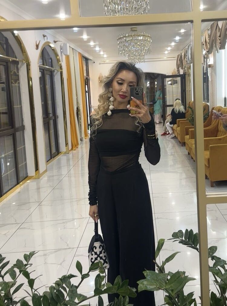  53747640  Fatal_blonde, 51 ,    