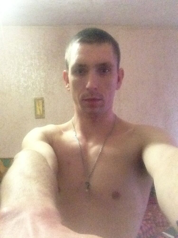  ,   Staff, 33 ,   ,   , c , 