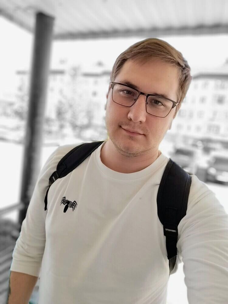  52979020  Slava, 36 ,    