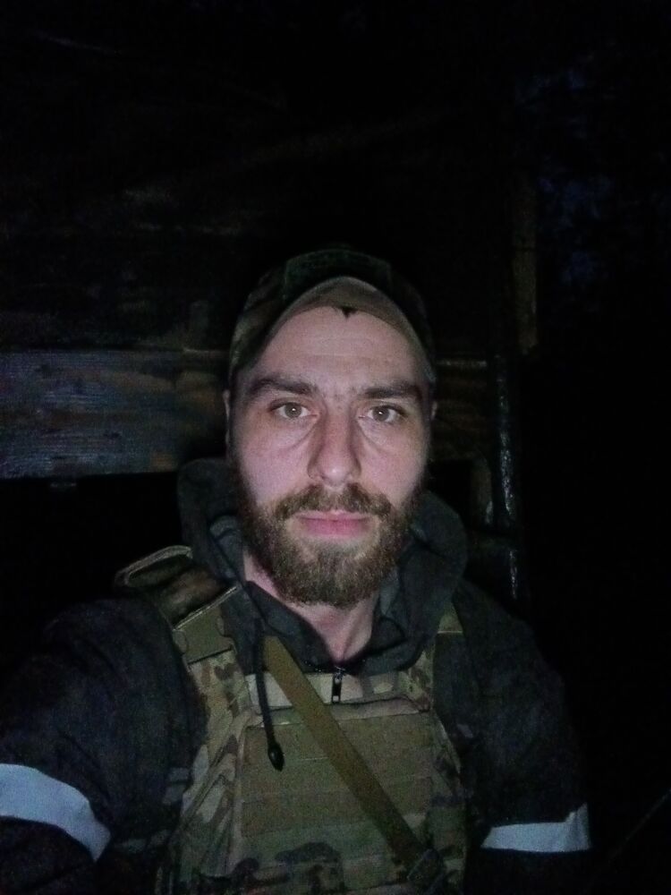  44659240  , 35 ,    -