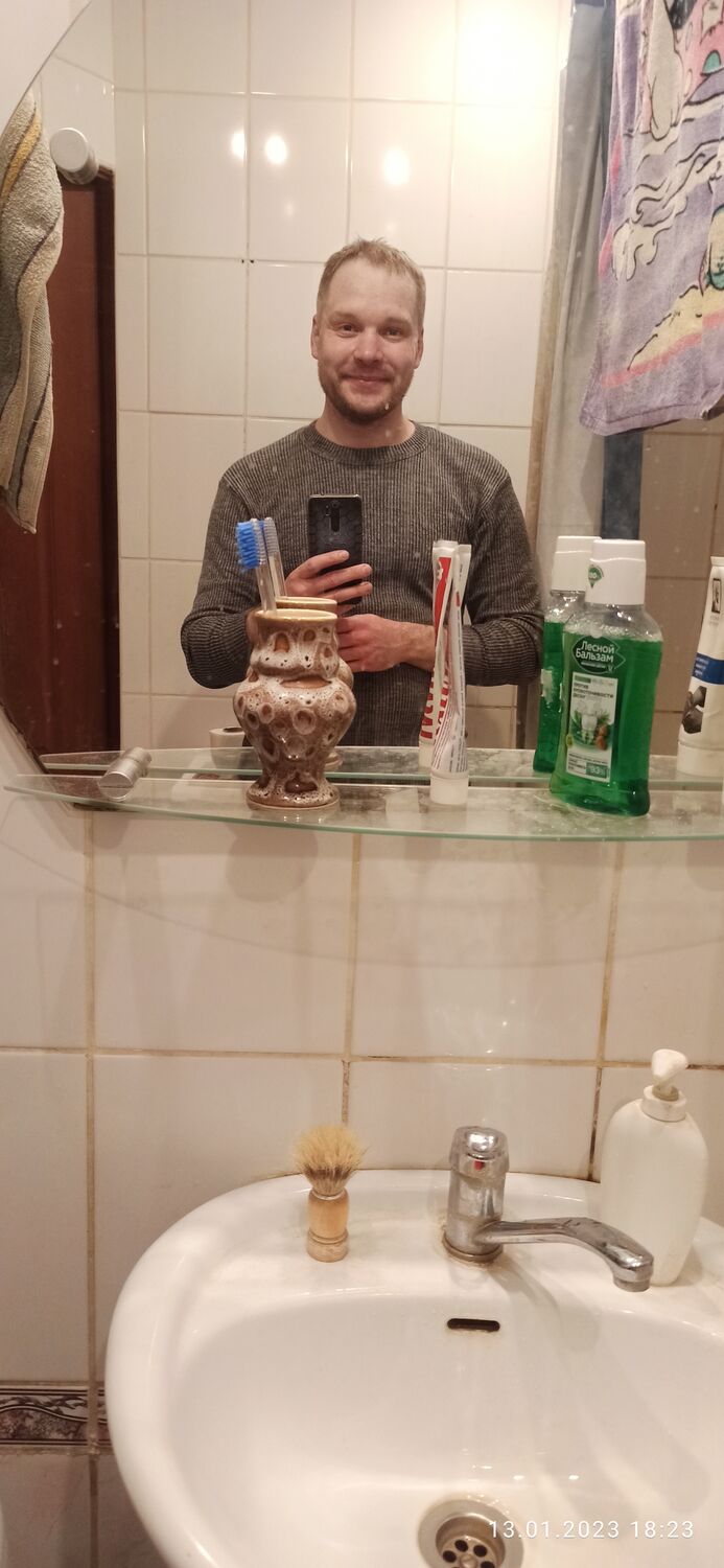  31904940  , 33 ,    
