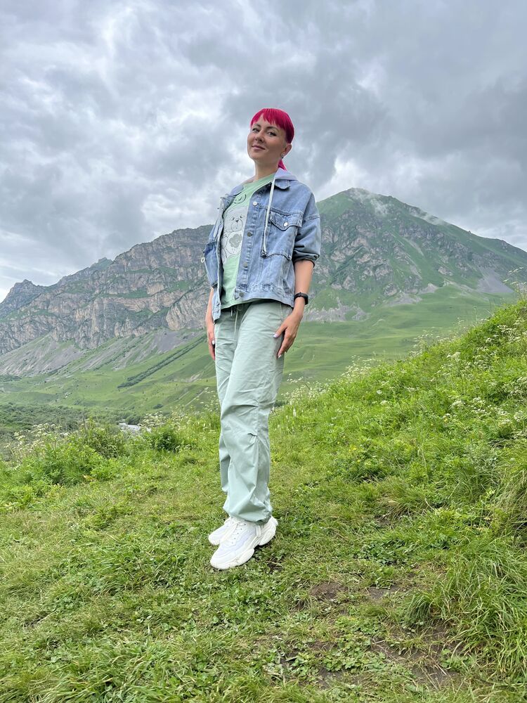  35797860  Eliz, 41 ,    