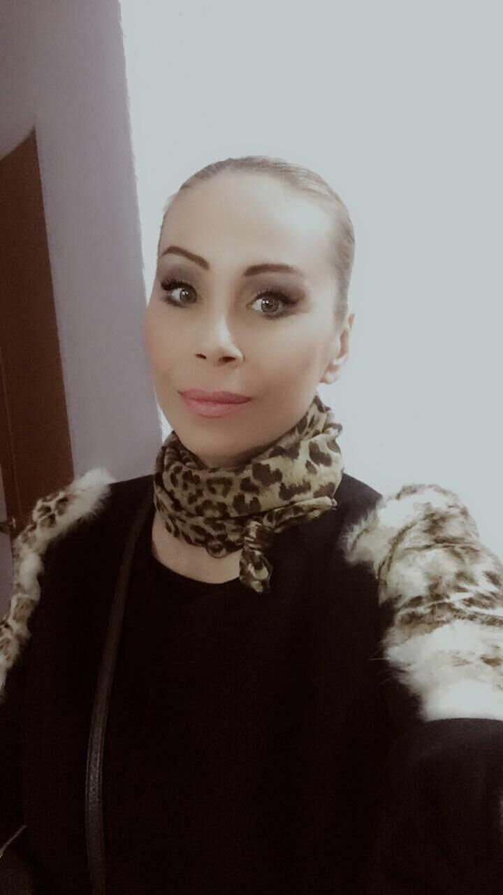  ,   ROYAL, 49 ,  