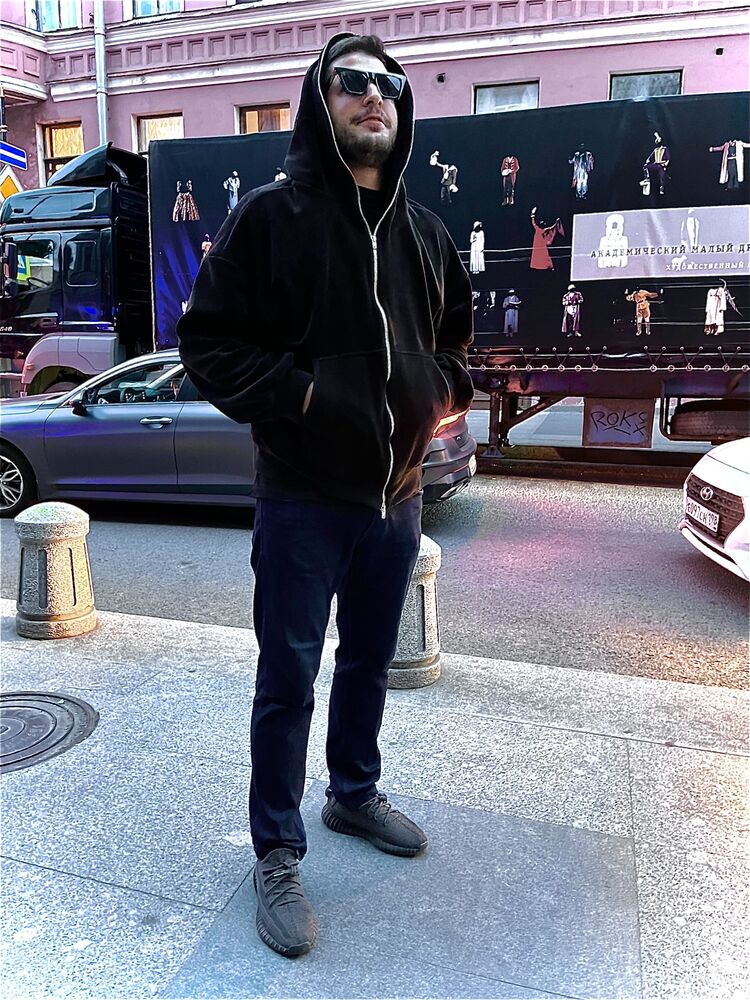  -,   Stefan, 32 ,   ,   