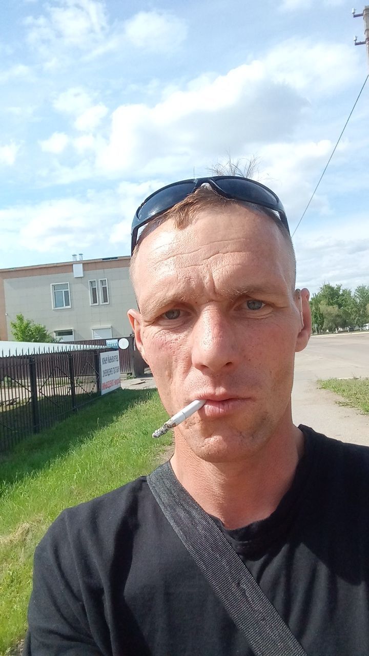  51607440  Slawanemec, 35 ,    