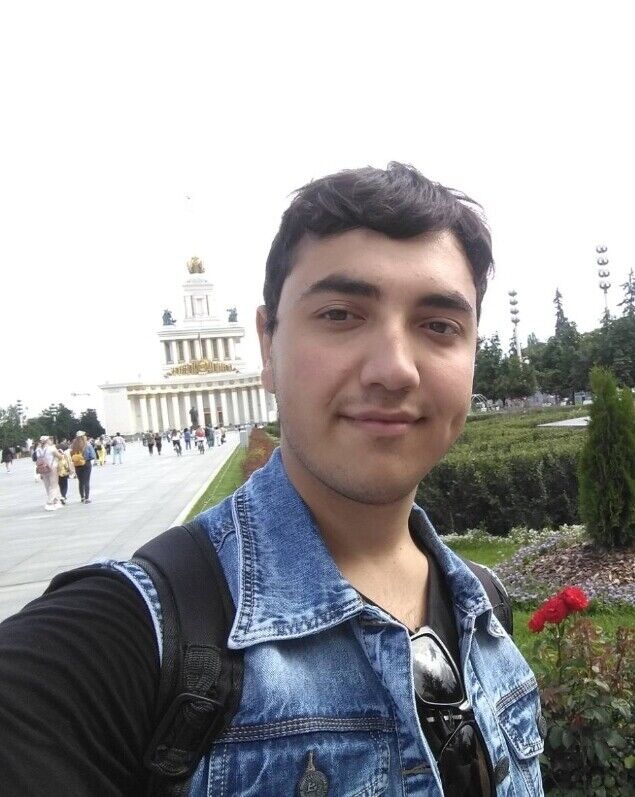  21423980  Garik, 25 ,    