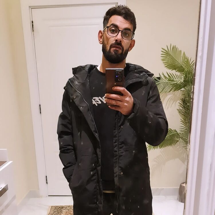  ,   Abdullah, 28 ,   ,   