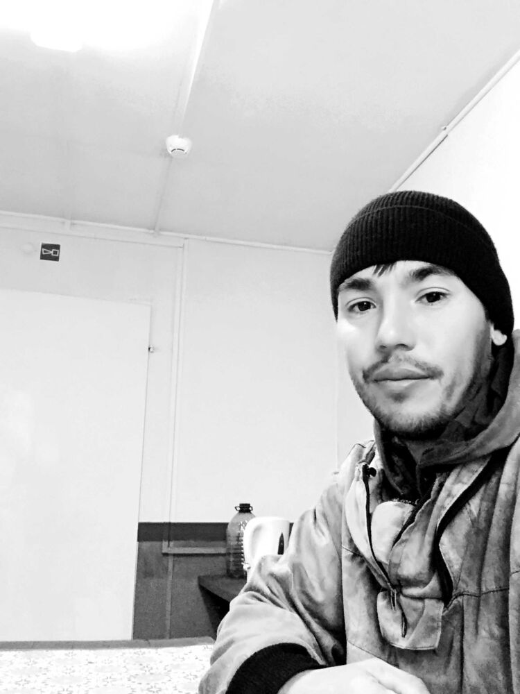  31901740  , 34 ,    