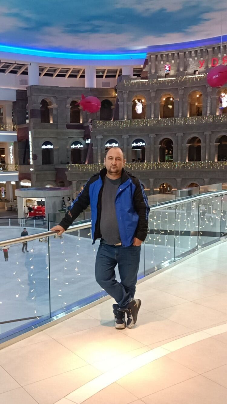  ,   Ruslan, 45 ,   