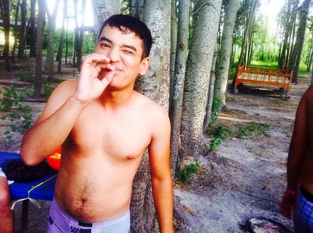  4778960  Parviz, 32 ,    